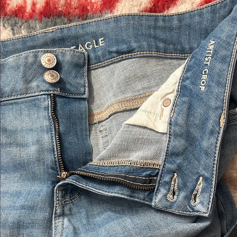 American Eagle Outfitters Light Blue Artist Crop Jeans 🦅 - Picture 6 of 8